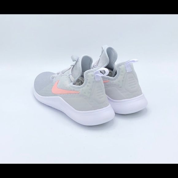 womens nike tr8 training shoe